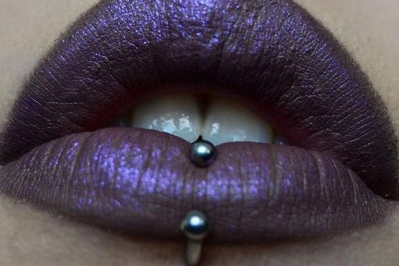 felső ajak piercing