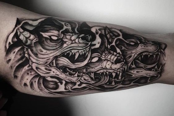 "Cerberus" tetoválási vázlatok