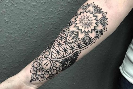 Mandala tetoválási