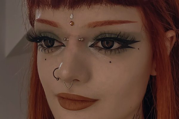 Piercing in Györ
