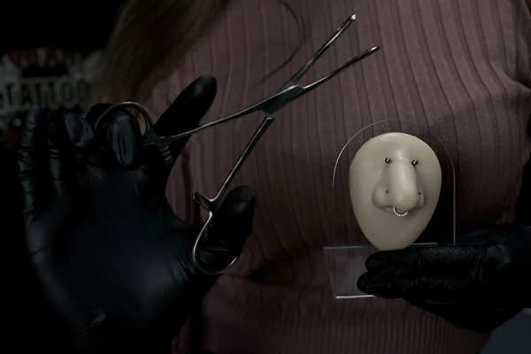 Piercing Training in Debrecen