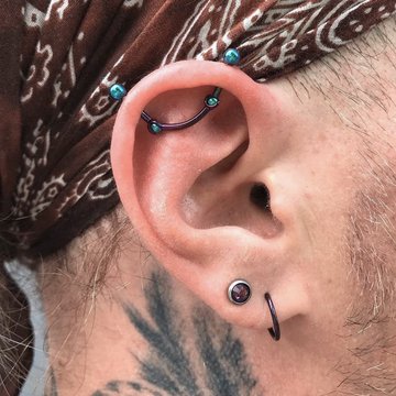 Industrial piercing kezelés