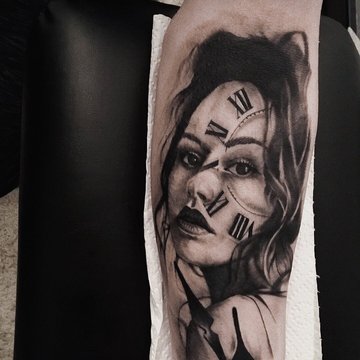 Tattoo in Györ