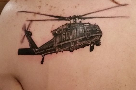 Helikopter tetoválási vázlat