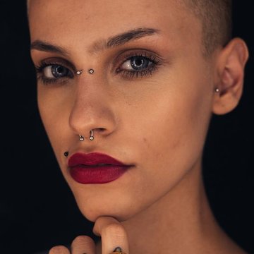 monroe piercing kezelés