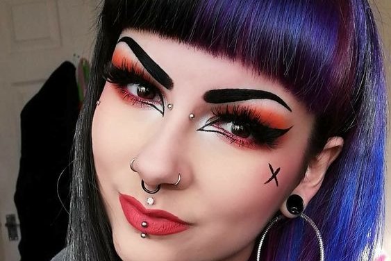 bridge piercing ellenjavallatain