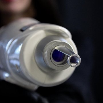 Laser PMU removal in Budapest