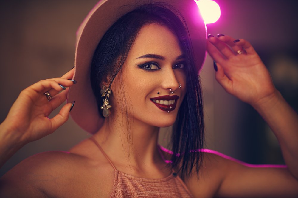 monroe piercing kezelés